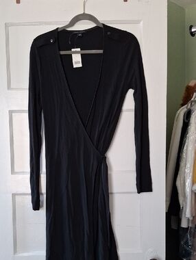 Banana Republic Black Long-Sleeve Wrap Dress